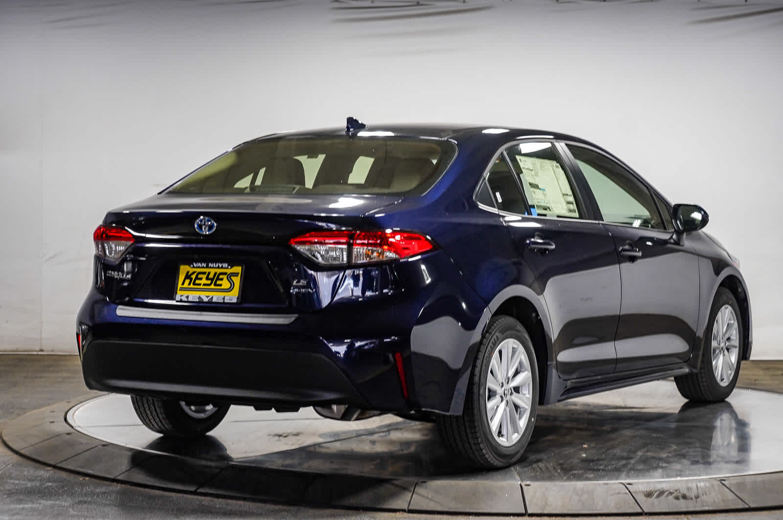 Thumbnail: 2025 Toyota Corolla - 4