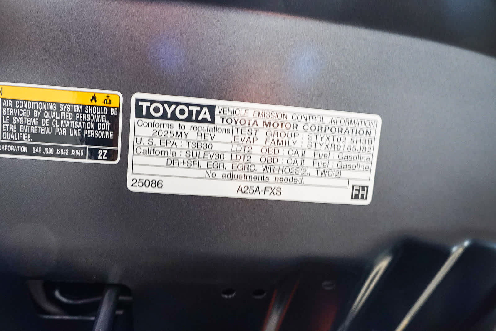 Thumbnail: 2025 Toyota RAV4 - 13