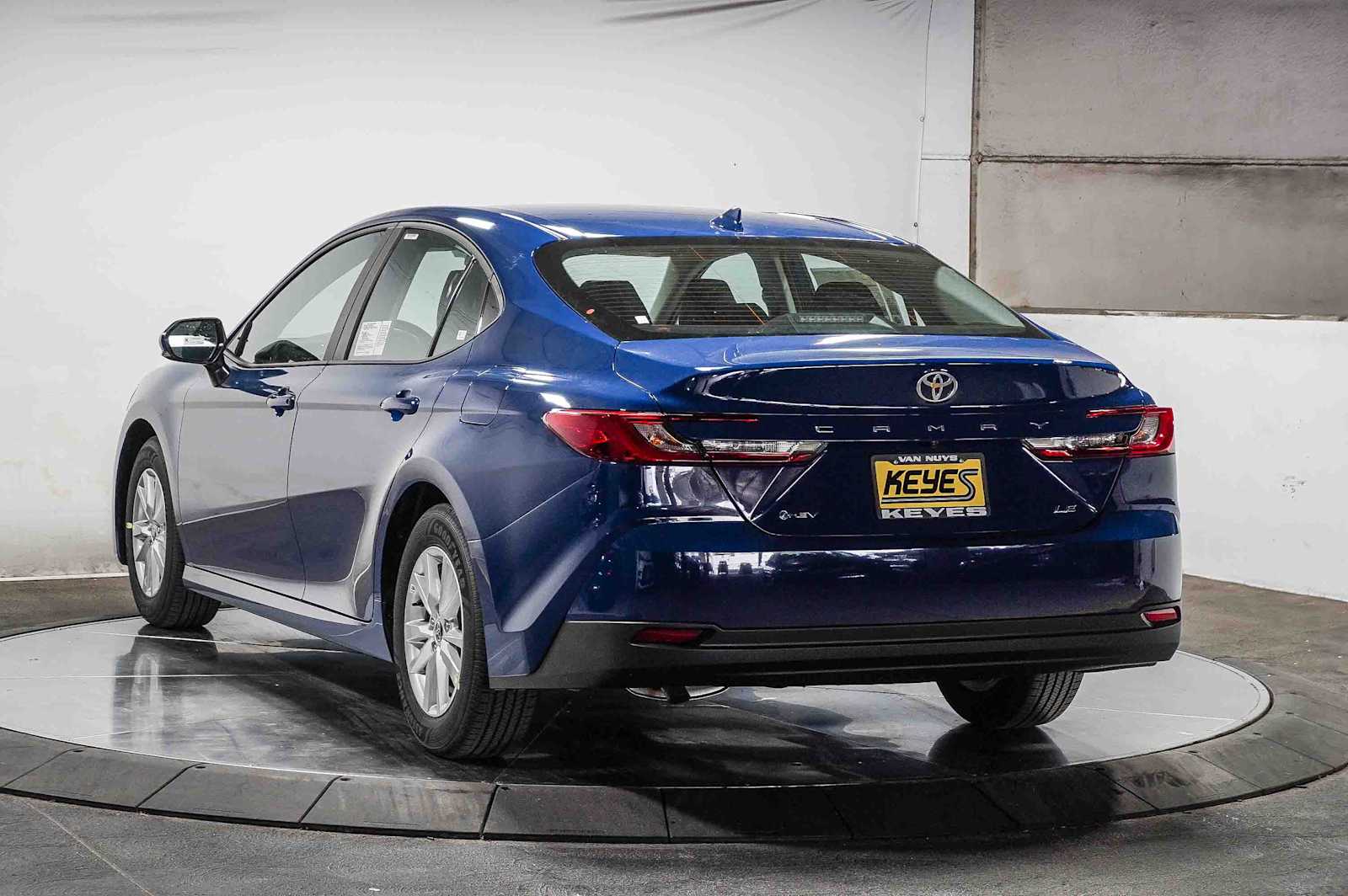 Thumbnail: 2026 Toyota Camry - 6