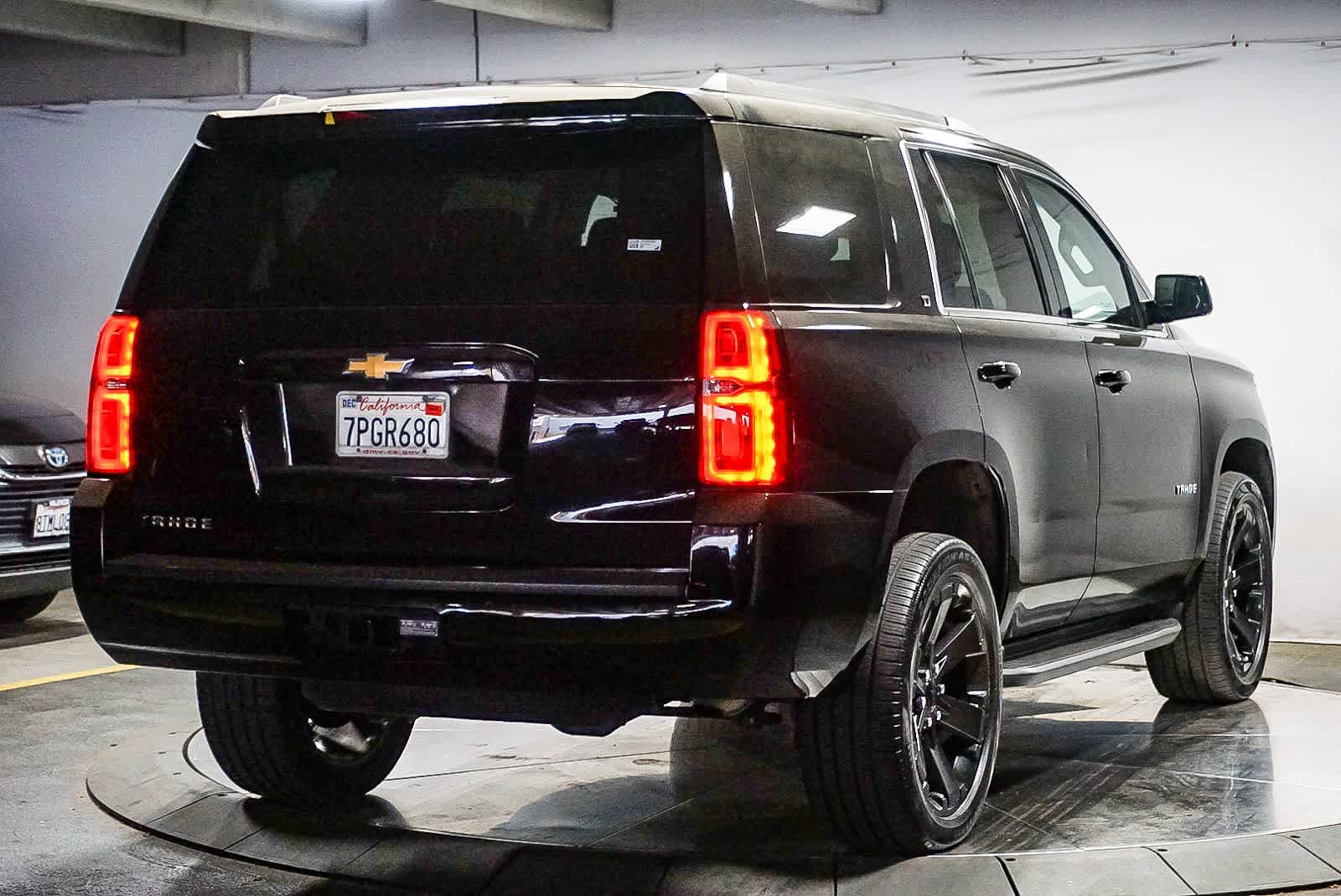 Thumbnail: 2016 Chevrolet Tahoe - 10