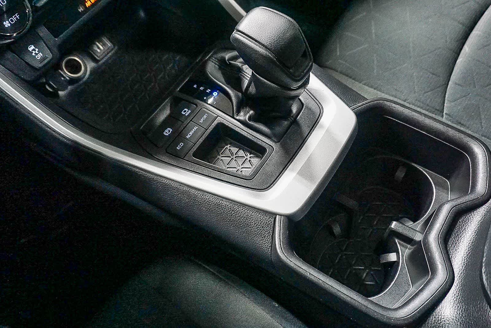 Thumbnail: 2024 Toyota RAV4 - 23