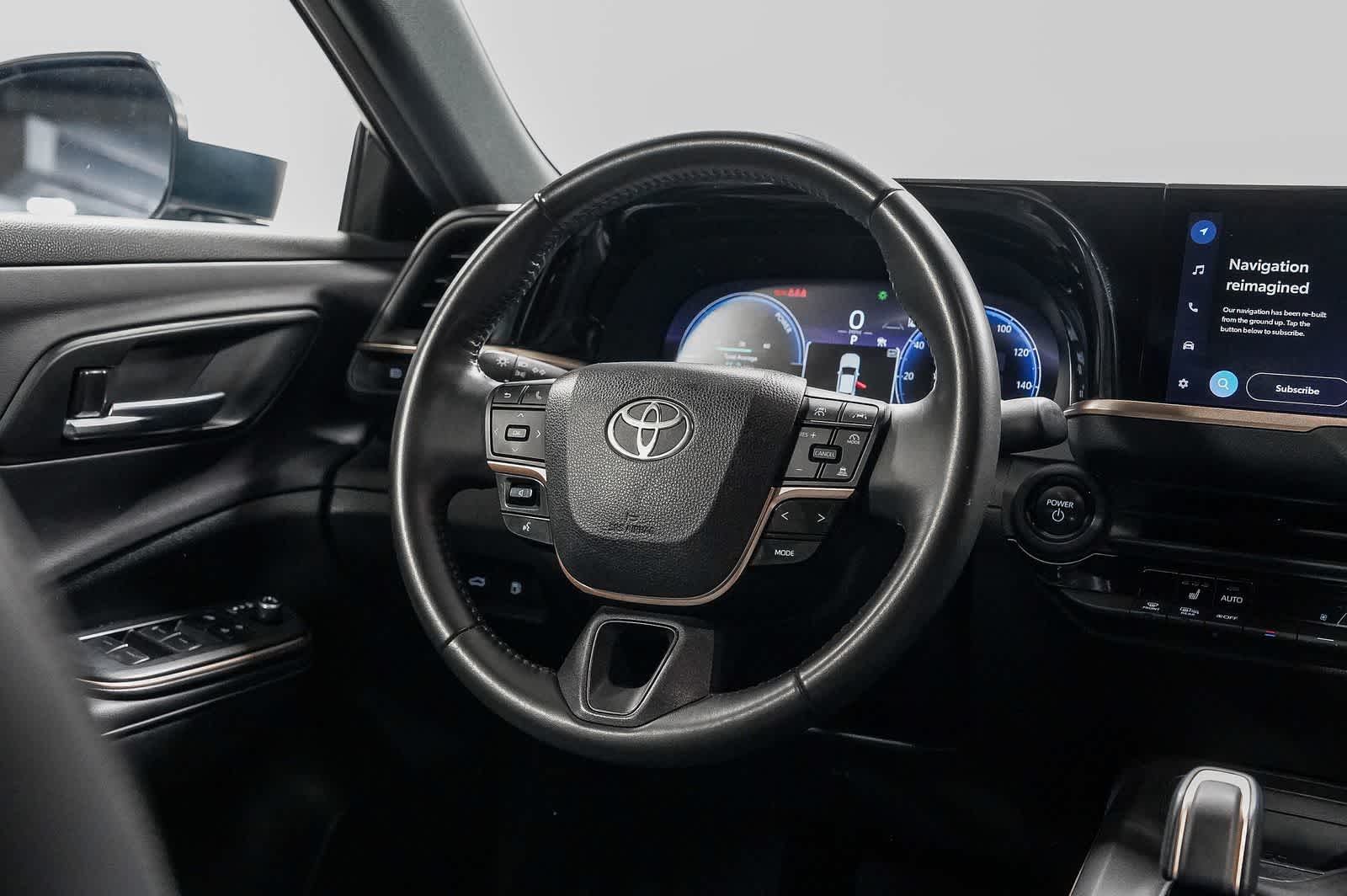 Thumbnail: 2023 Toyota Crown - 15