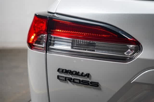 Thumbnail: 2022 Toyota Corolla Cross - 11