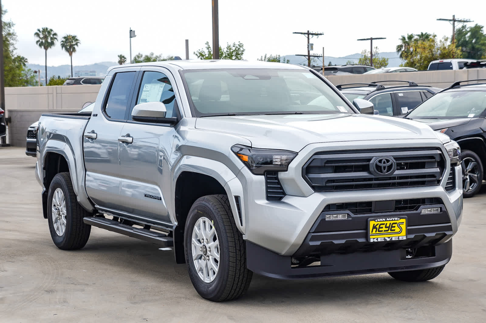 2025 Toyota Tacoma SR5 3