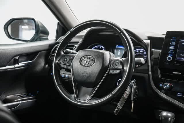 Thumbnail: 2023 Toyota Camry - 16