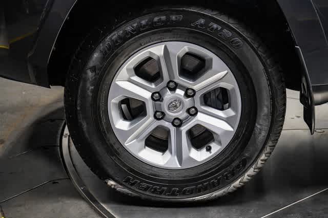 2023 Toyota 4Runner SR5 10
