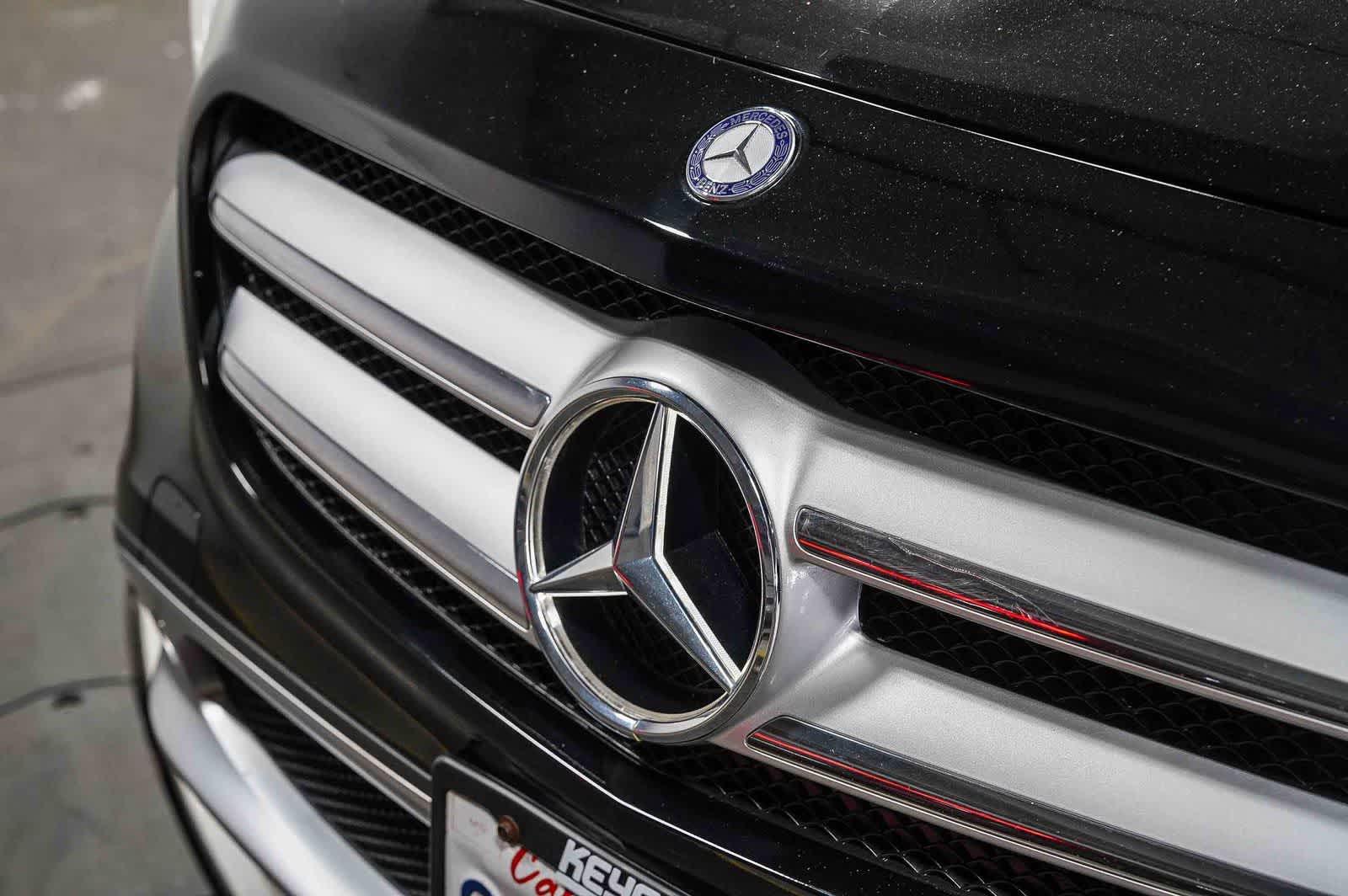 Thumbnail: 2016 Mercedes-Benz GLA - 8
