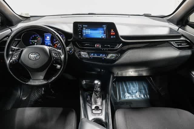 Thumbnail: 2018 Toyota C-HR - 13