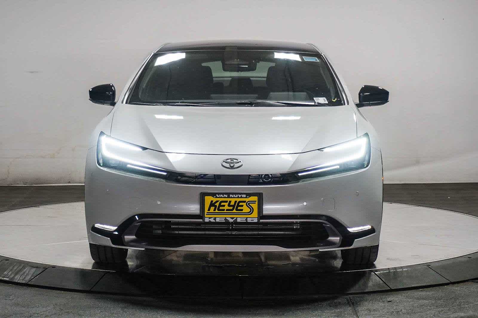 Thumbnail: 2026 Toyota Prius - 6