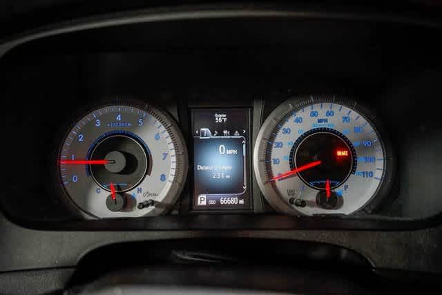 Thumbnail: 2020 Toyota Sienna - 25