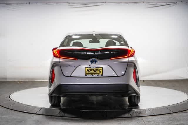 Thumbnail: 2017 Toyota Prius Prime - 4