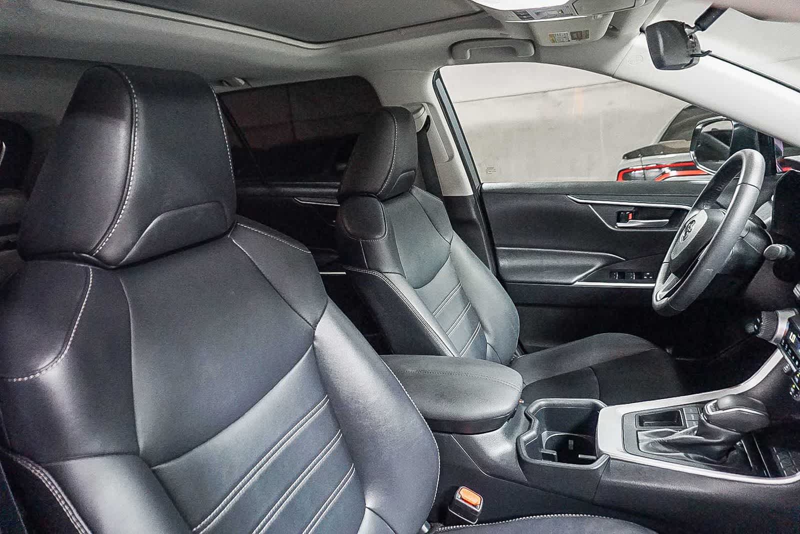 Thumbnail: 2025 Toyota RAV4 - 19