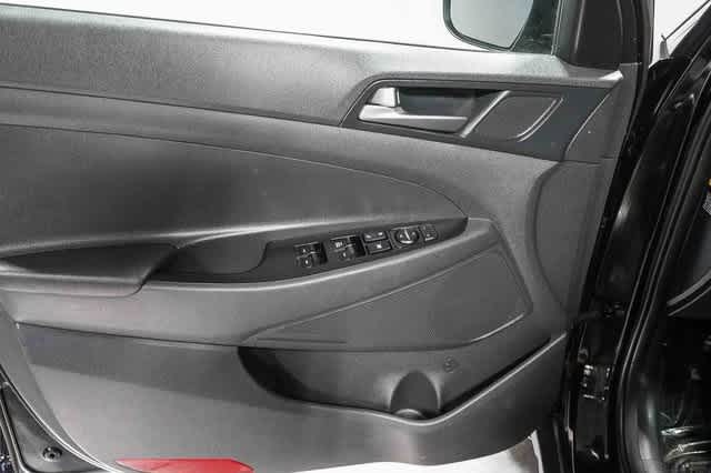 Thumbnail: 2016 Hyundai Tucson - 21