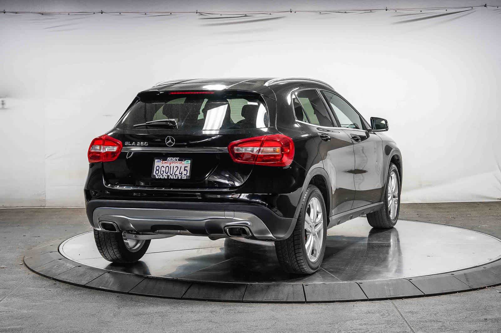 Thumbnail: 2016 Mercedes-Benz GLA - 4