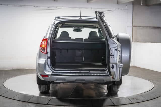 Thumbnail: 2012 Toyota RAV4 - 26