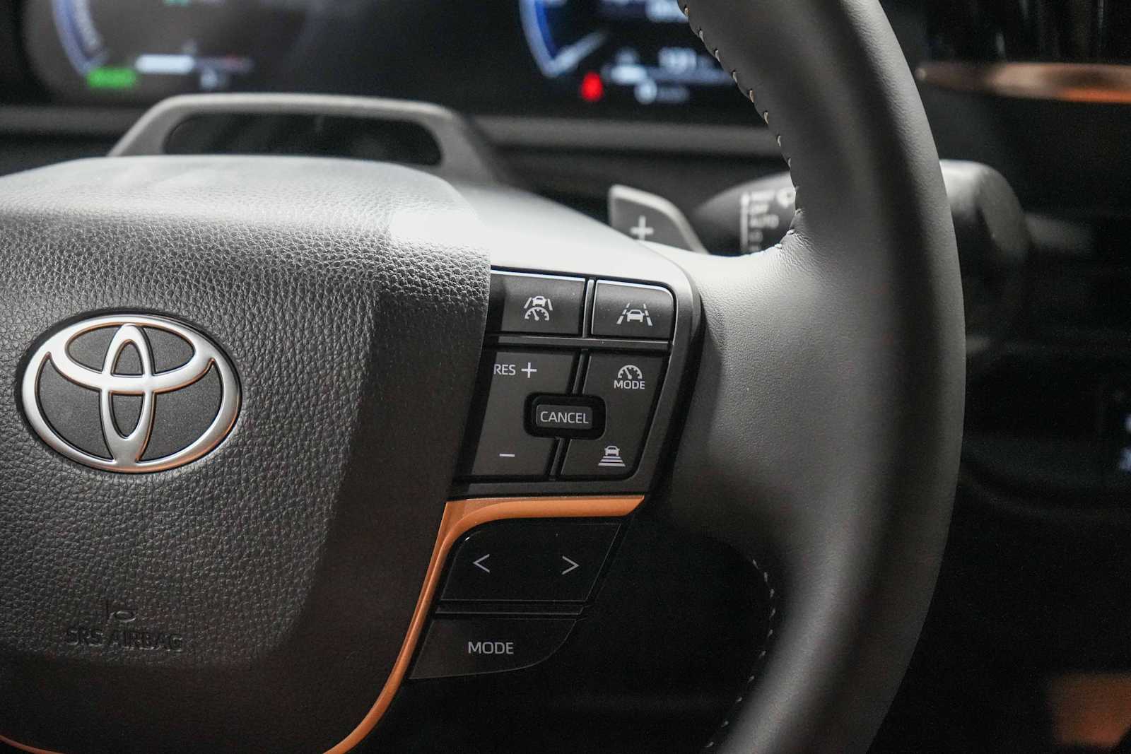 Thumbnail: 2025 Toyota Crown Signia - 19