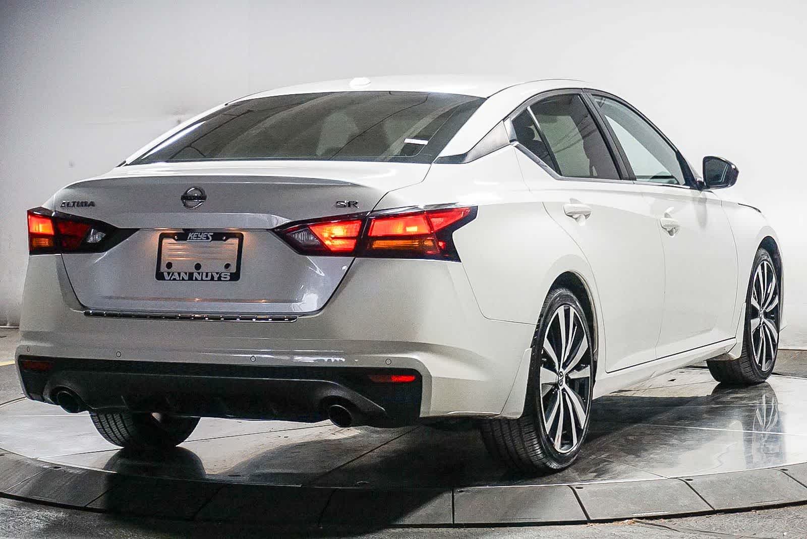 Thumbnail: 2020 Nissan Altima - 8