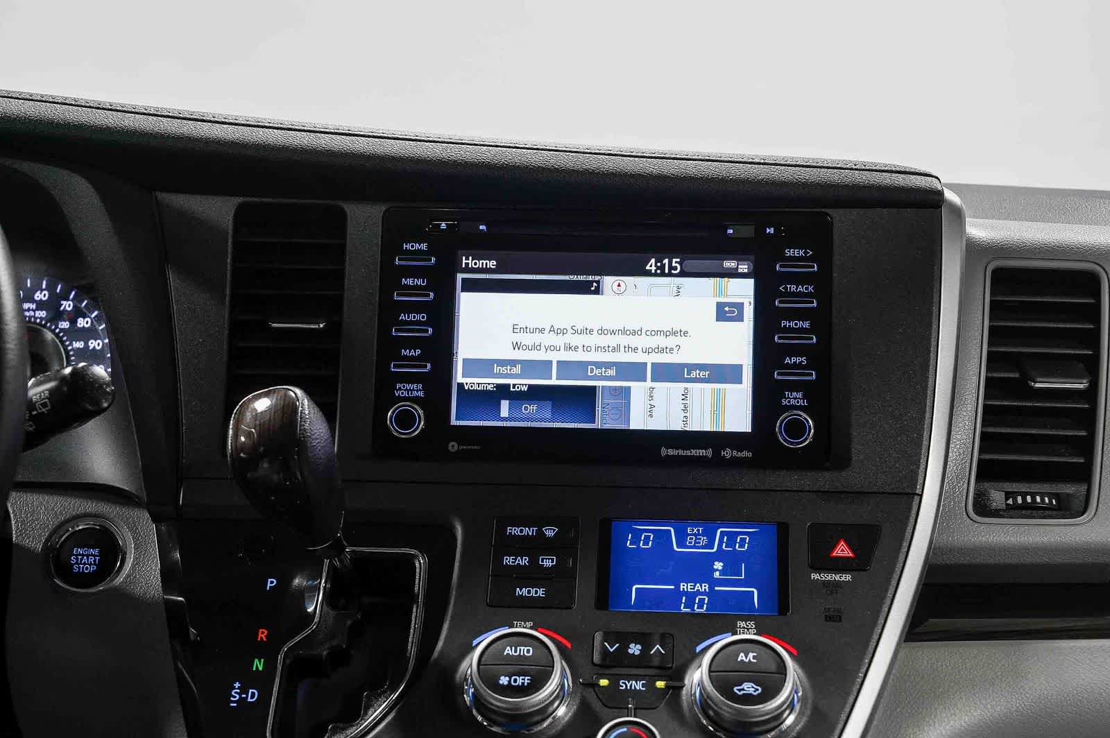 Thumbnail: 2020 Toyota Sienna - 14