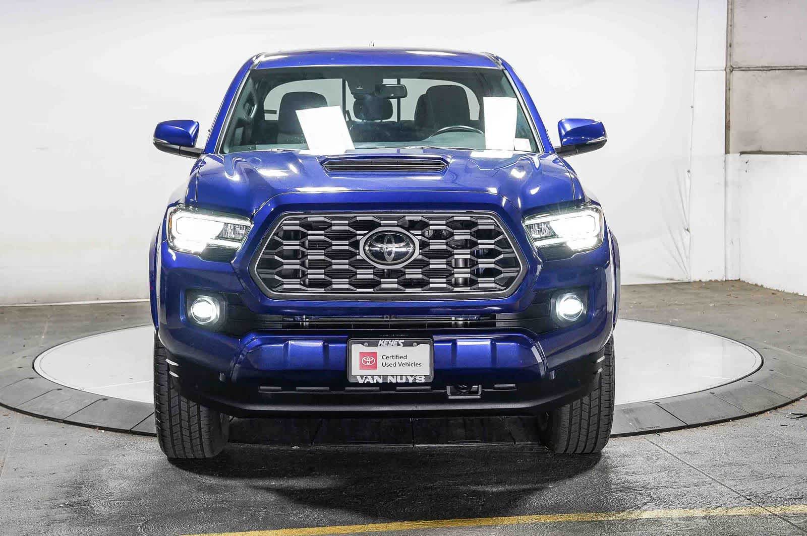 Thumbnail: 2023 Toyota Tacoma - 3