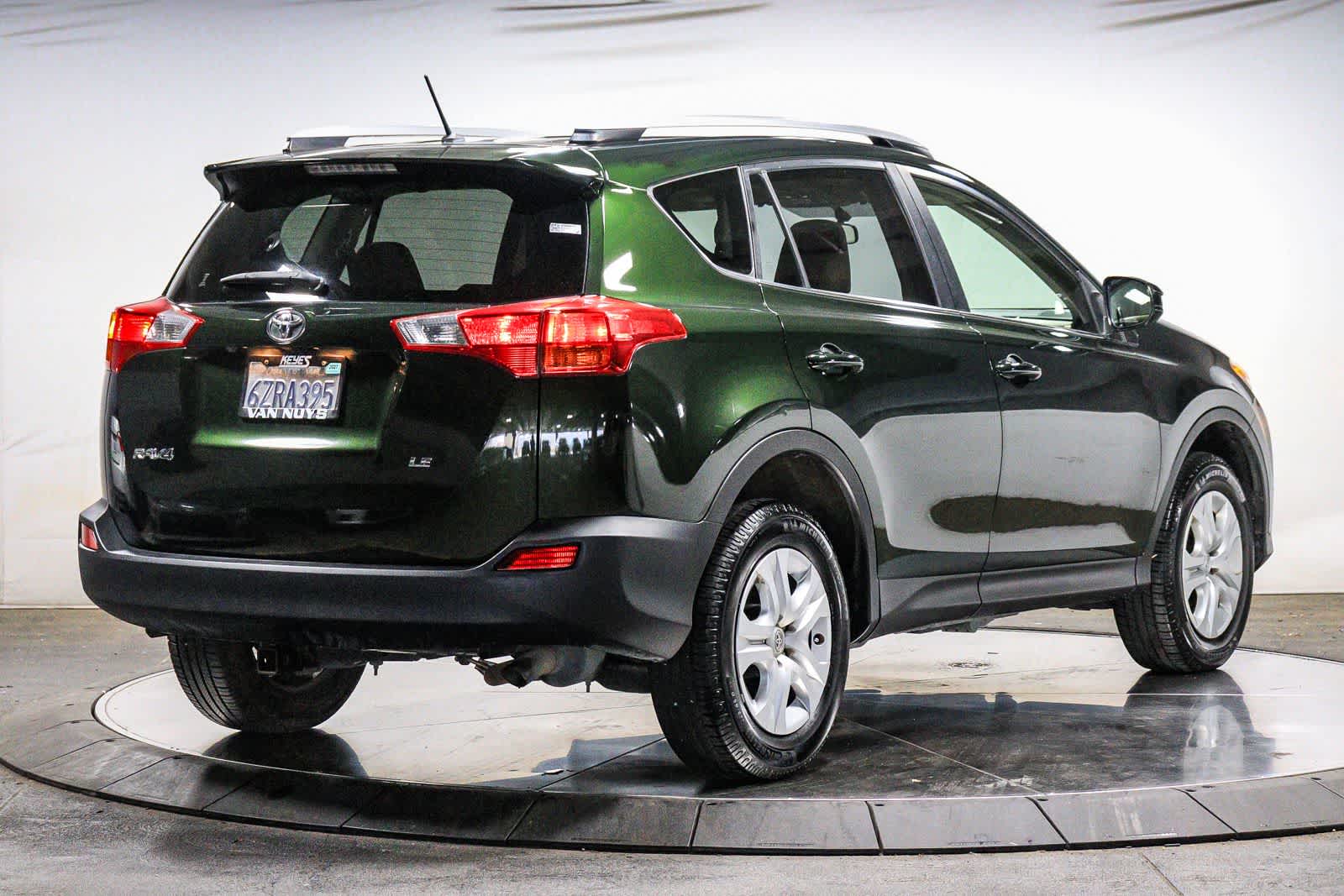 Thumbnail: 2013 Toyota RAV4 - 4