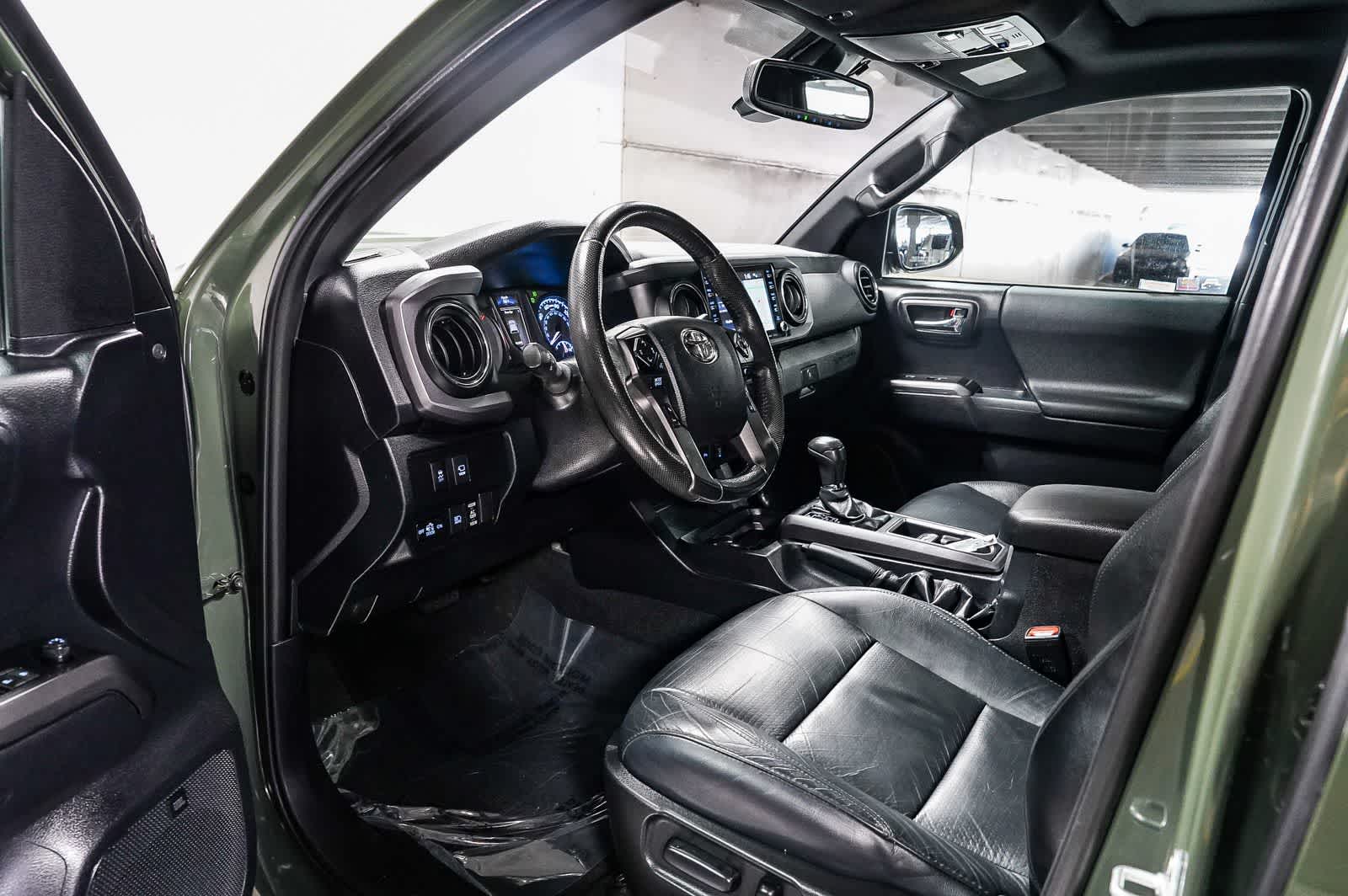 Thumbnail: 2021 Toyota Tacoma - 19