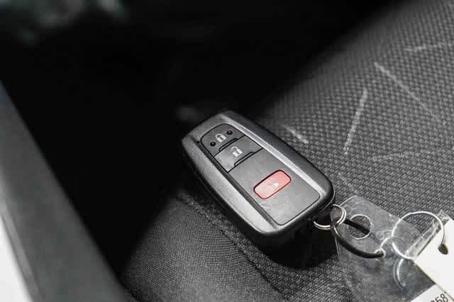 Thumbnail: 2023 Toyota RAV4 - 29