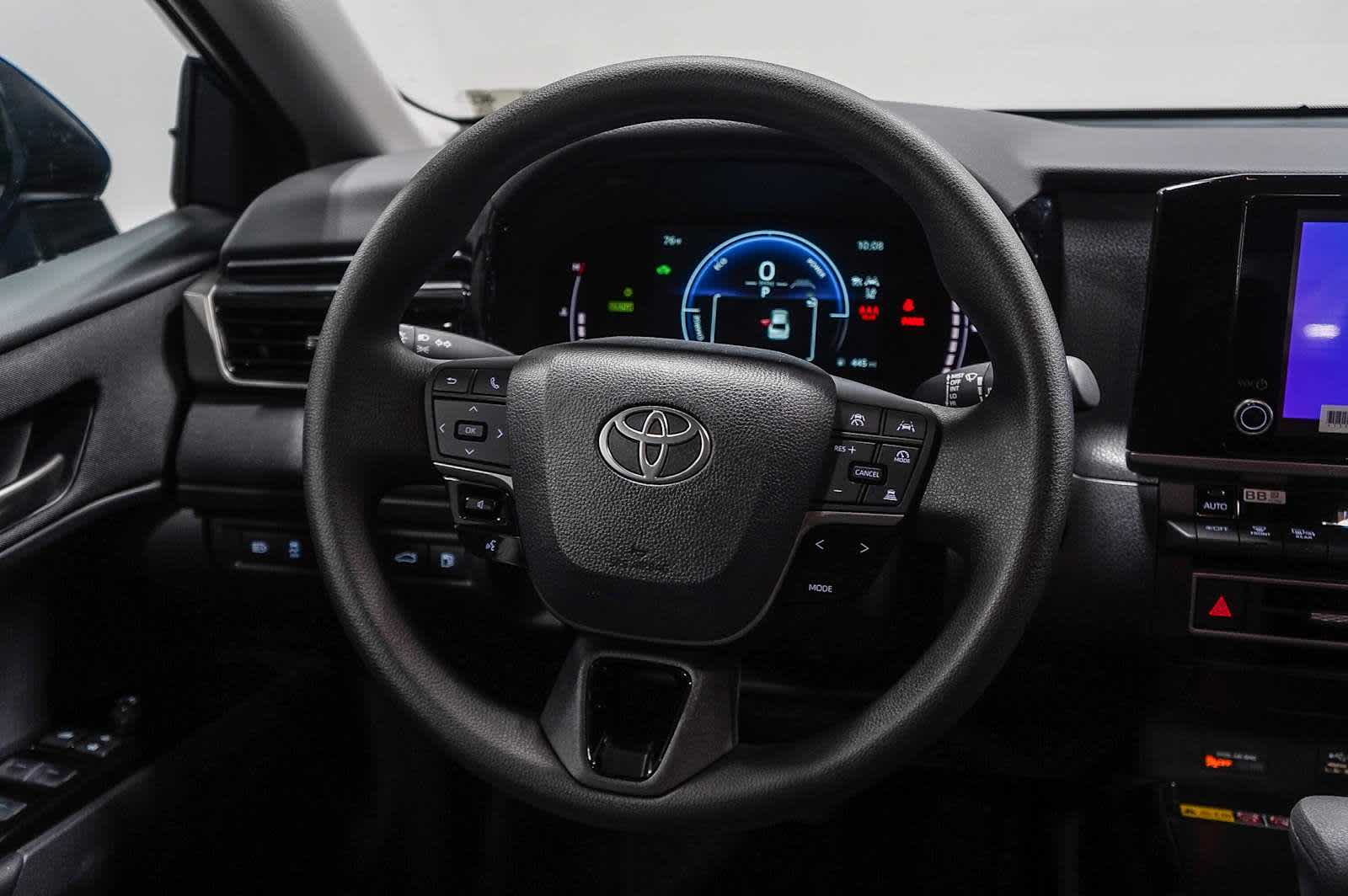 Thumbnail: 2025 Toyota Camry - 13