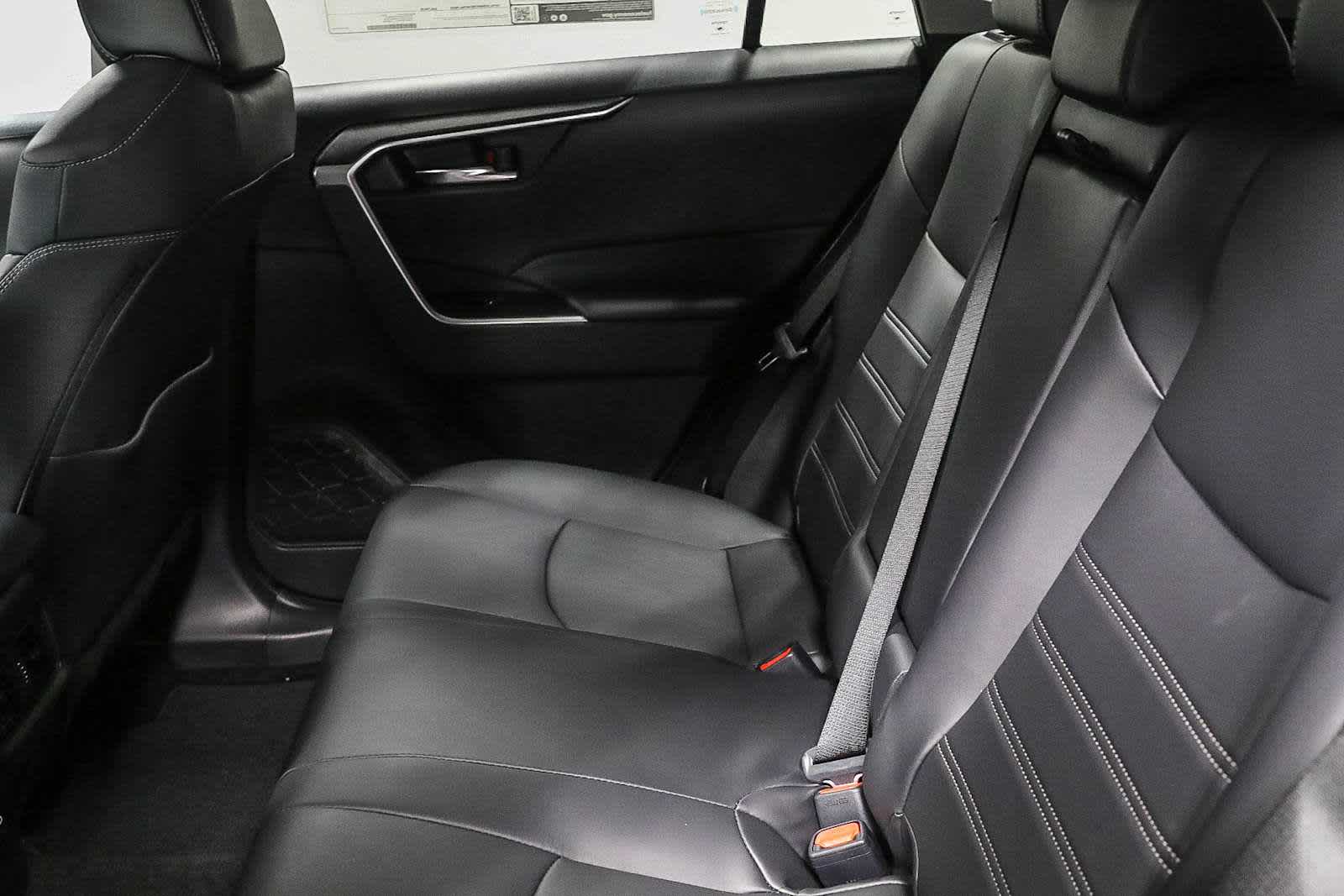 Thumbnail: 2025 Toyota RAV4 - 19