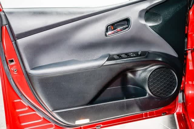 Thumbnail: 2022 Toyota Prius Prime - 19