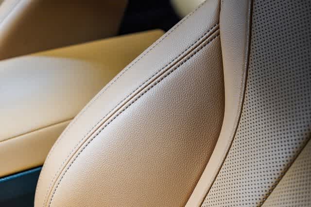 2023 BMW 3 Series 330e 20