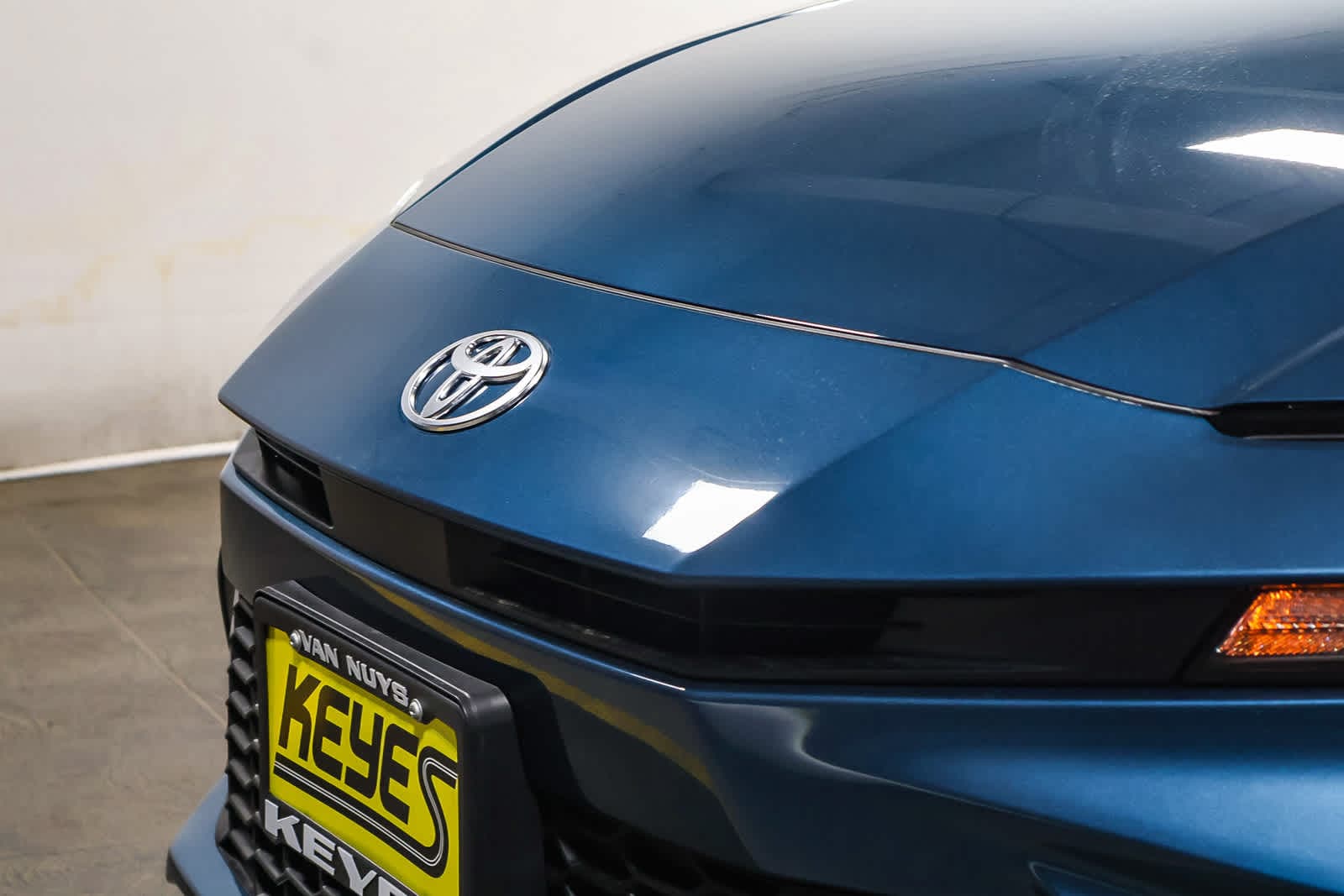 Thumbnail: 2025 Toyota Camry - 8