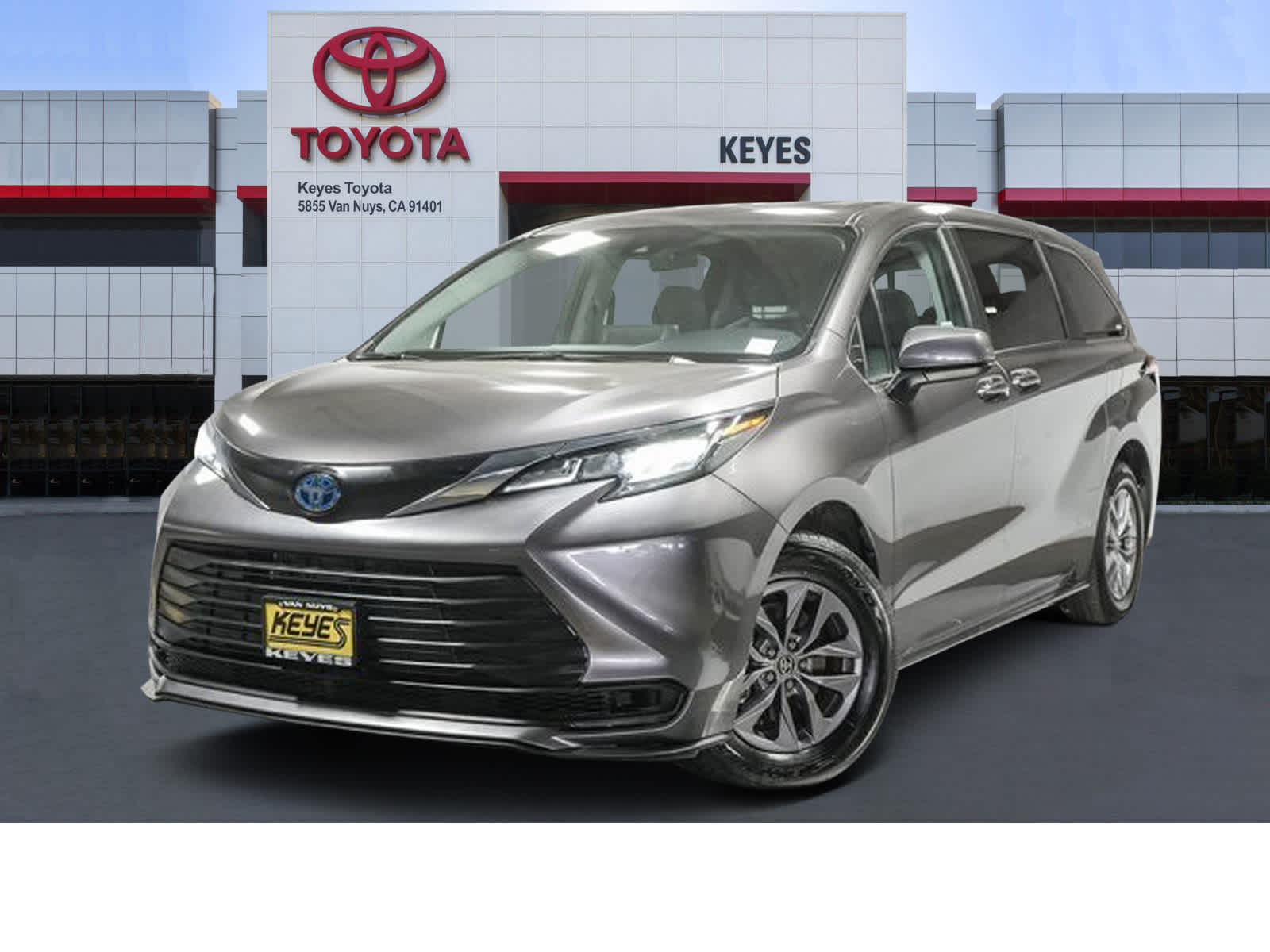 2023 Toyota Sienna LE -
                Van Nuys, CA