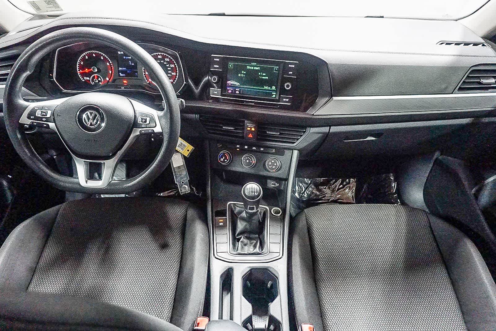 Thumbnail: 2019 Volkswagen Jetta - 12