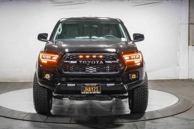 Thumbnail: 2019 Toyota Tacoma - 6