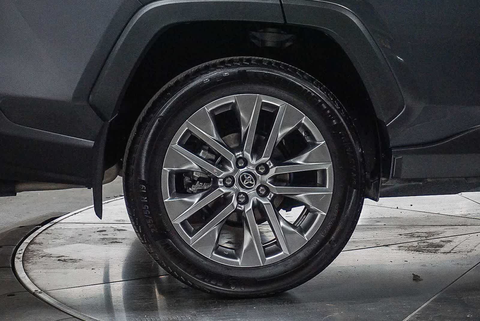 Thumbnail: 2025 Toyota RAV4 - 8