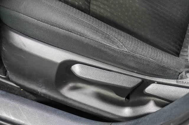 Thumbnail: 2017 Toyota Prius - 23