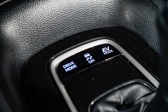 2022 Toyota Corolla LE 22