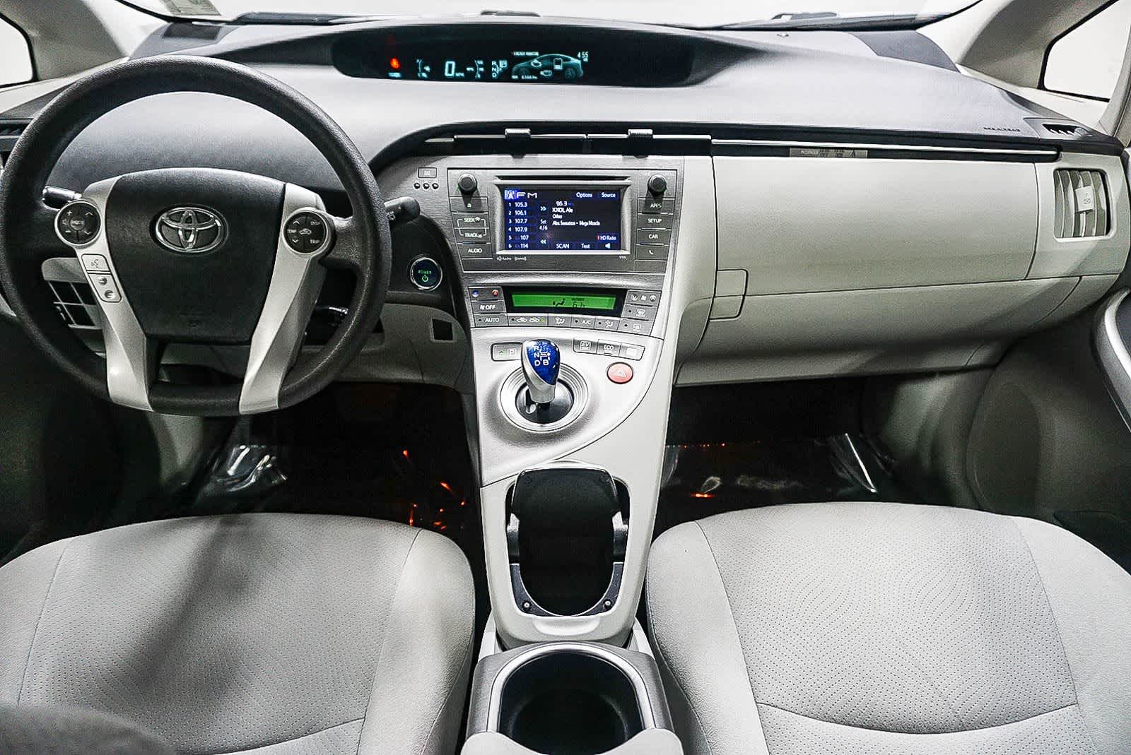 Thumbnail: 2013 Toyota Prius - 13