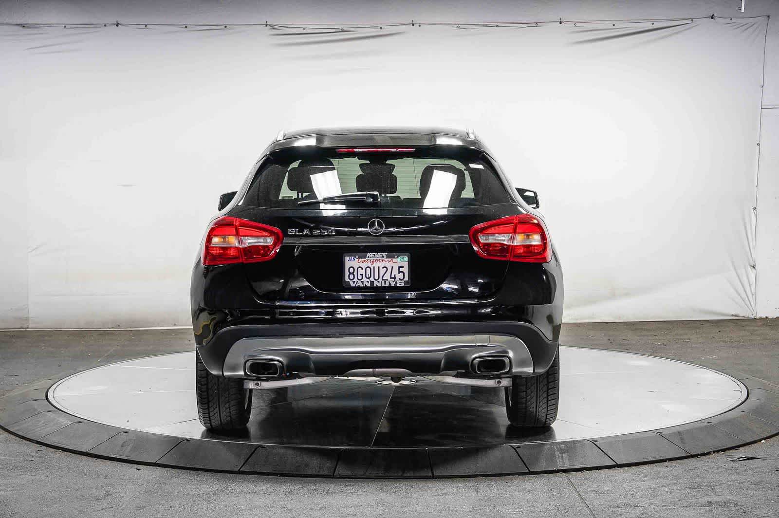 Thumbnail: 2016 Mercedes-Benz GLA - 3