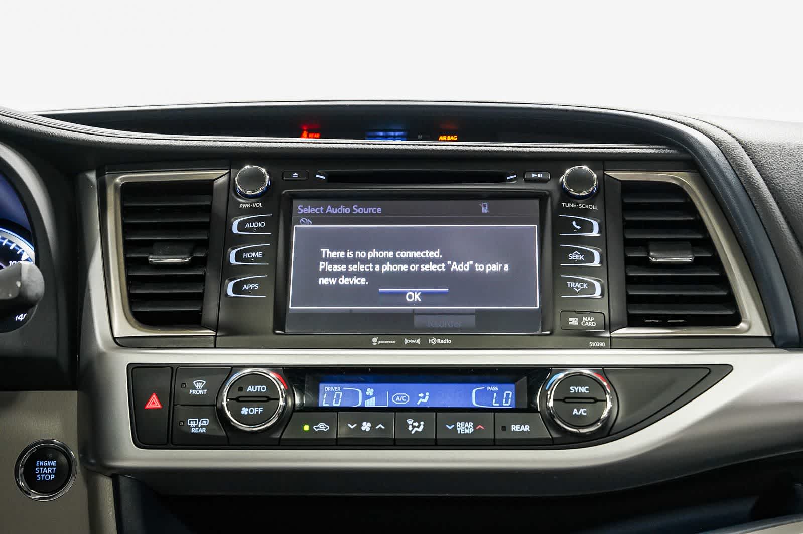 Thumbnail: 2019 Toyota Highlander - 14