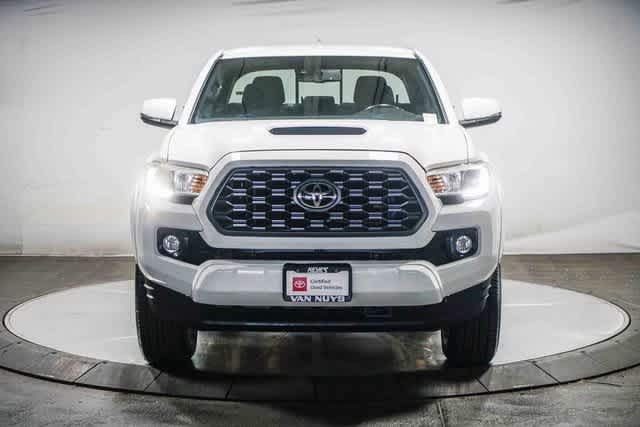 Thumbnail: 2020 Toyota Tacoma - 6