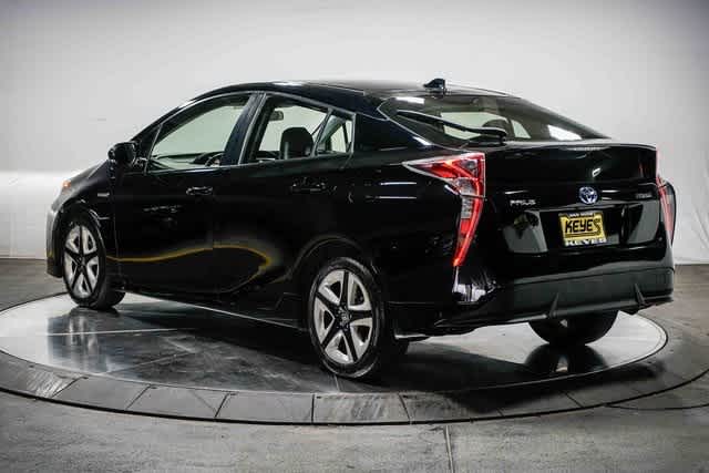 Thumbnail: 2016 Toyota Prius - 2