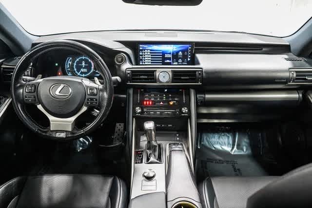 Thumbnail: 2017 Lexus IS - 12