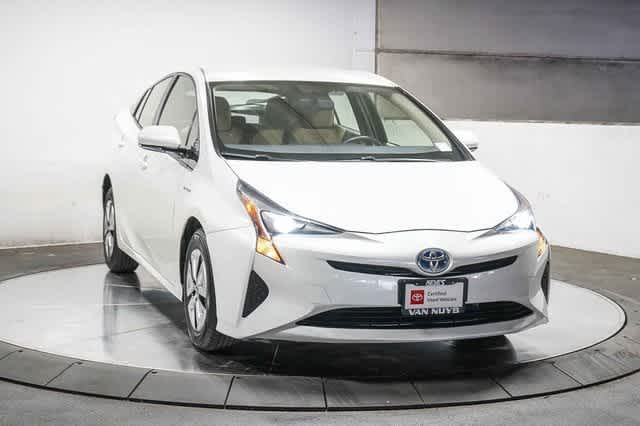 Thumbnail: 2016 Toyota Prius - 3