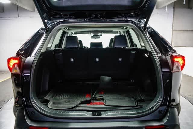 Thumbnail: 2024 Toyota RAV4 - 29