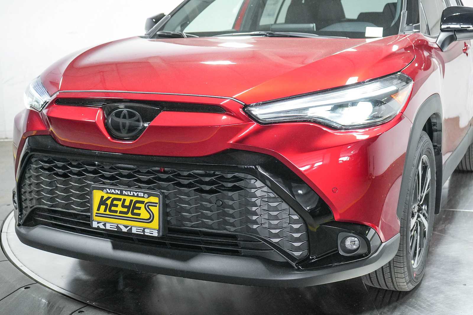 Thumbnail: 2025 Toyota Corolla Cross - 8