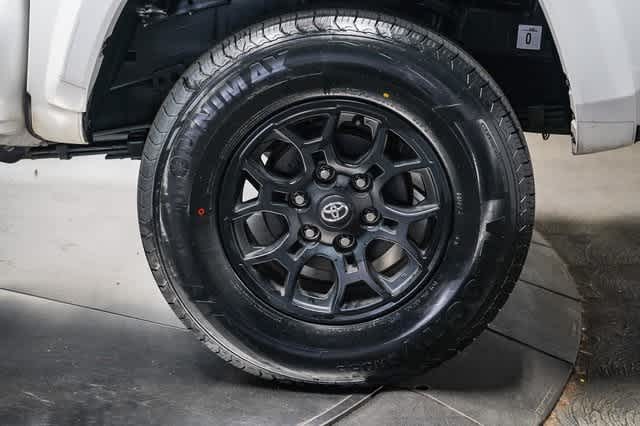 2022 Toyota Tacoma SR5 11