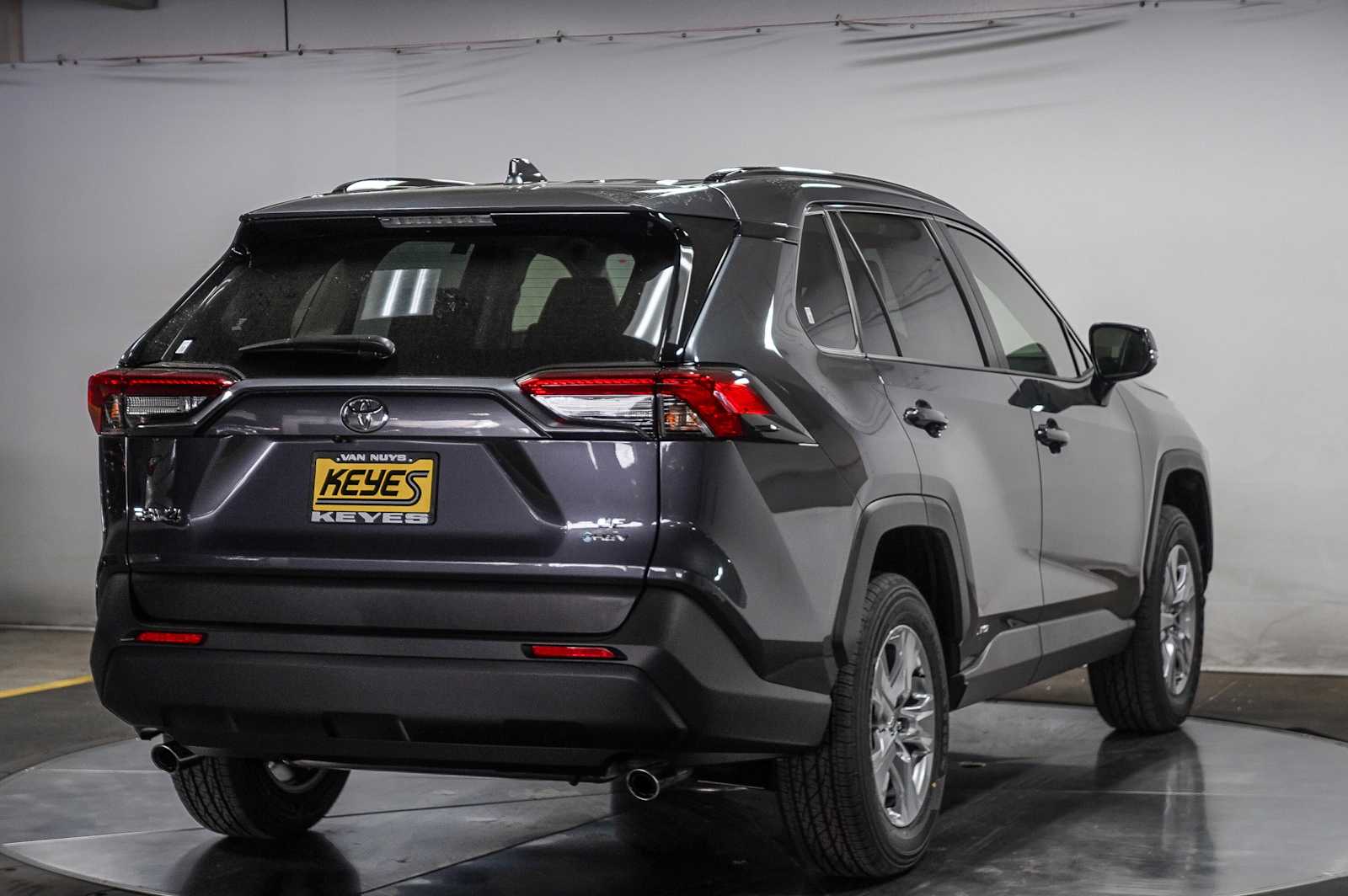 Thumbnail: 2025 Toyota RAV4 - 4
