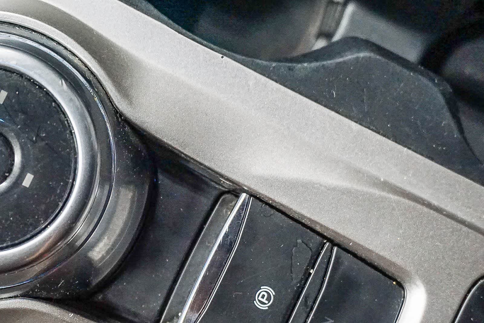 Thumbnail: 2020 Ford Explorer - 23