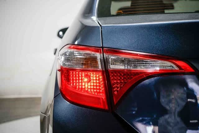 Thumbnail: 2016 Toyota Corolla - 10